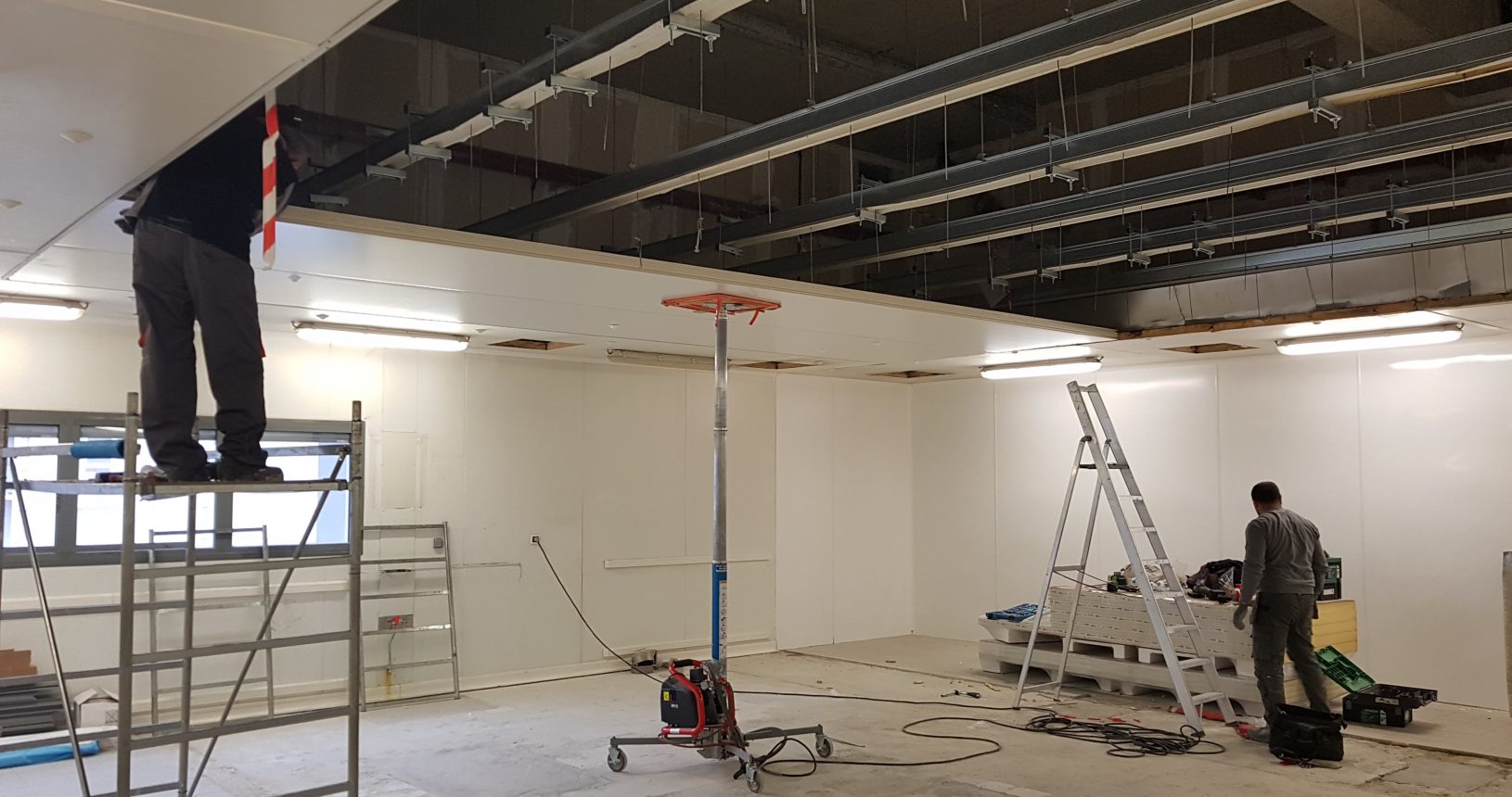 Revêtement Cloisons du Midi pharmaceutique cosmétique