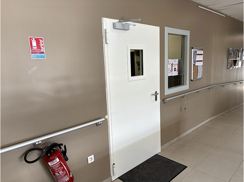 incendie porte coupe feu pare flammes ERP cloisons du midi